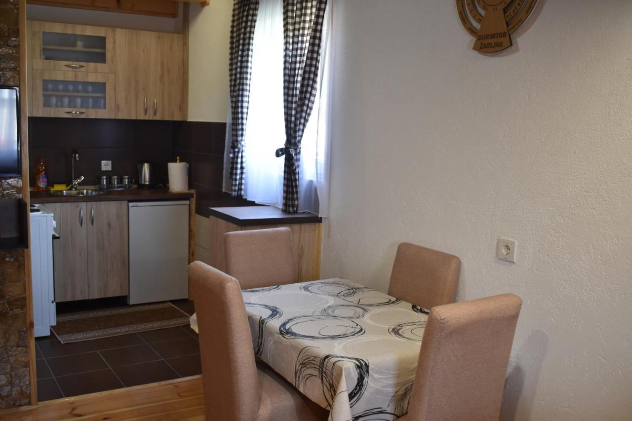 Apartments Avramovic - Bungalow Zabljak  Bagian luar foto