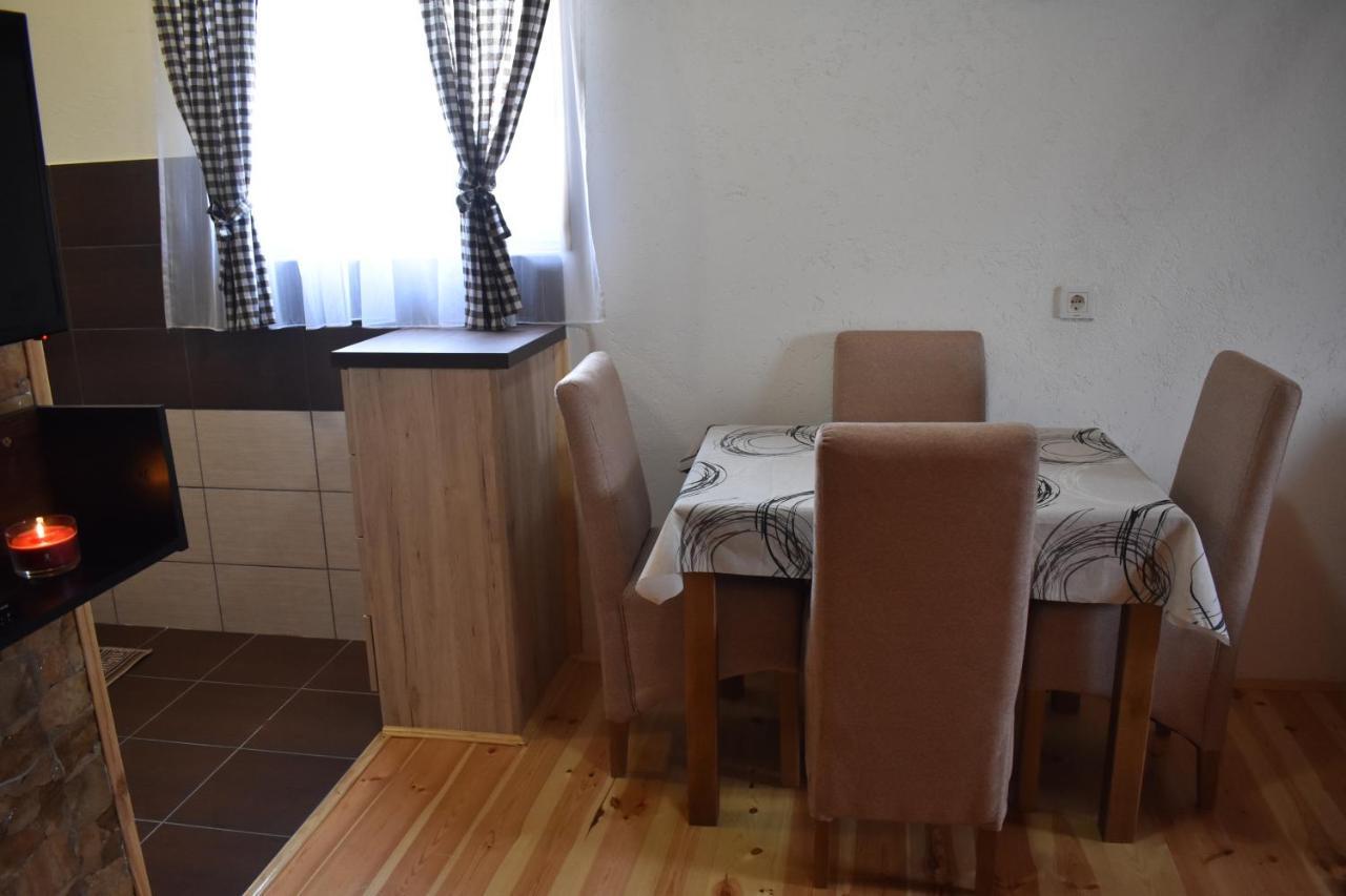 Apartments Avramovic - Bungalow Zabljak  Bagian luar foto